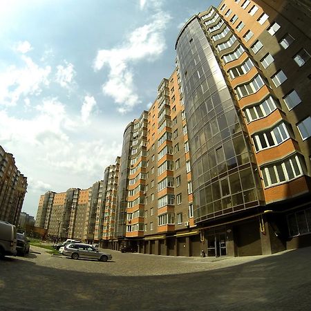 Apartmán Naberezhnaya Roshen Vinnycja Exteriér fotografie
