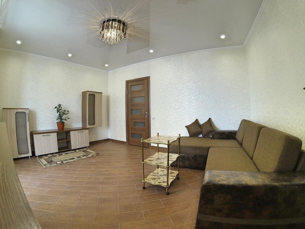 Apartmán Naberezhnaya Roshen Vinnycja Exteriér fotografie