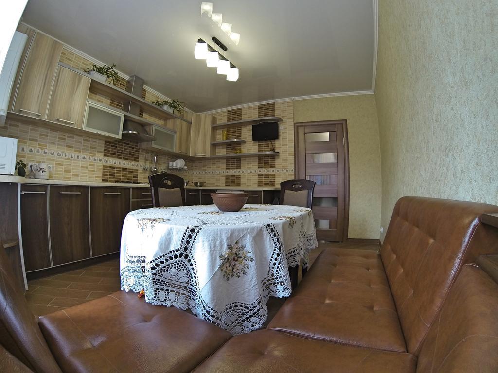 Apartmán Naberezhnaya Roshen Vinnycja Exteriér fotografie