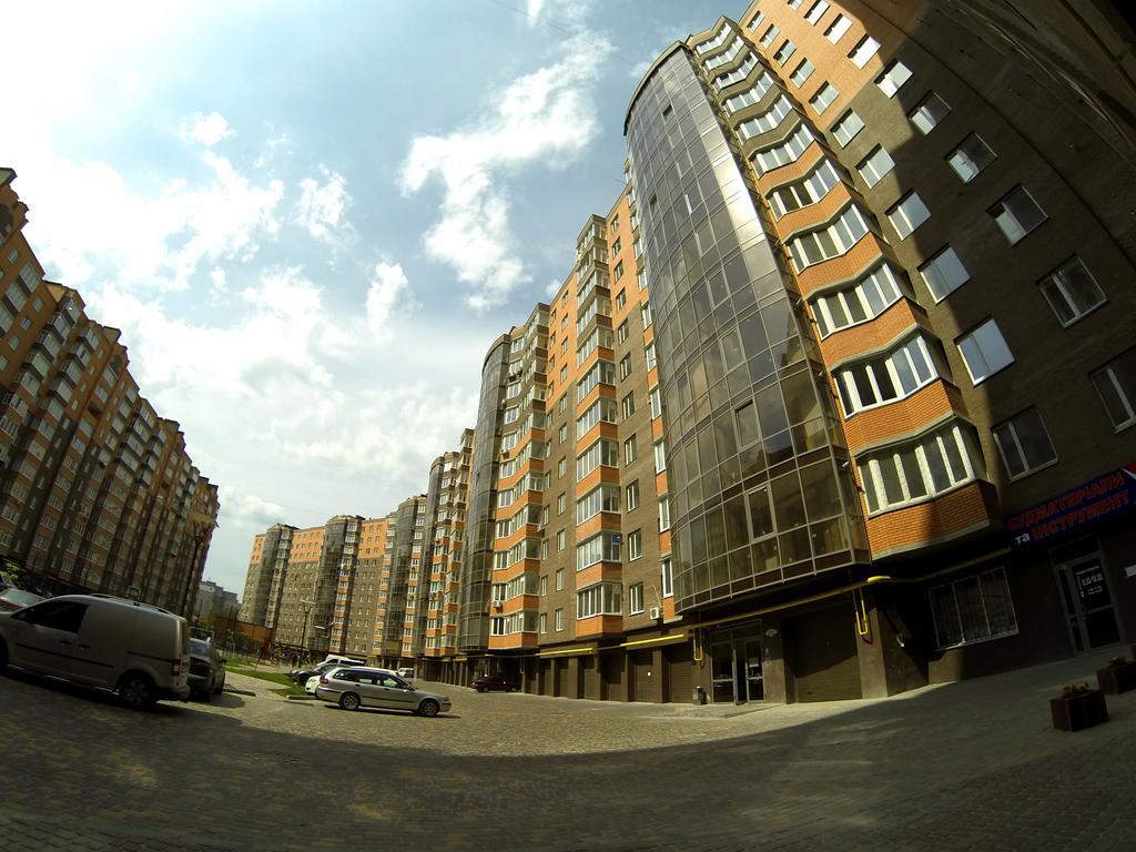 Apartmán Naberezhnaya Roshen Vinnycja Exteriér fotografie
